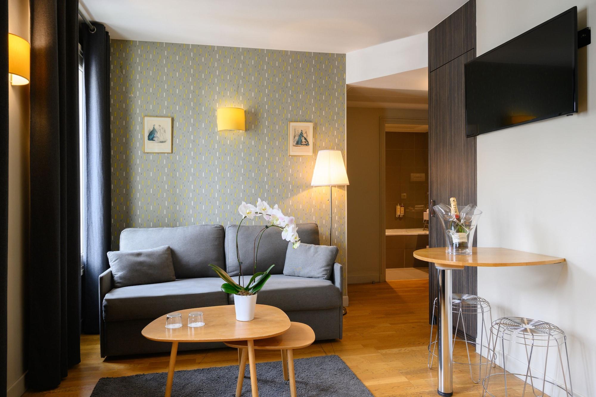 Hotel Helzear Champs-elysees 4*