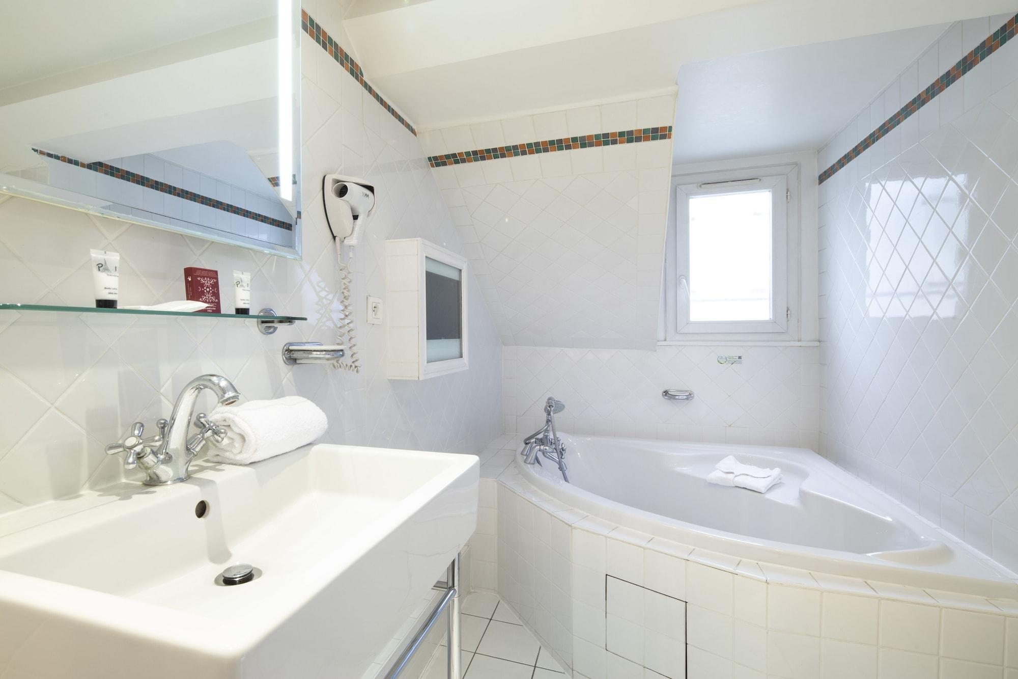 Hotel Elysees 3*