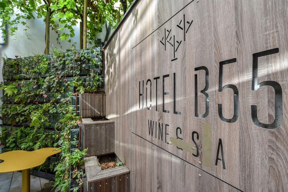 Hotel B55 Paris