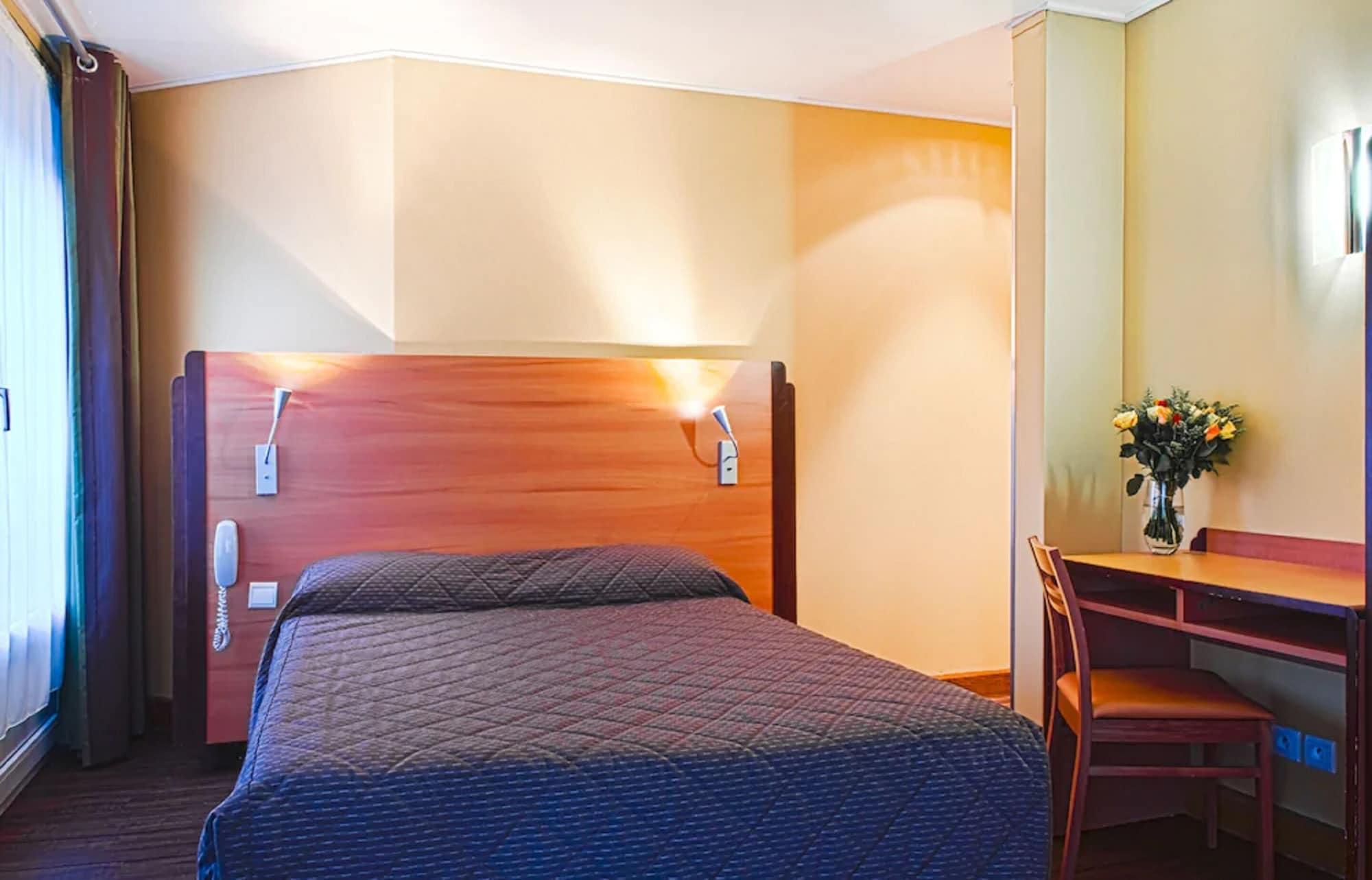 Hotel Du Lion Paris
