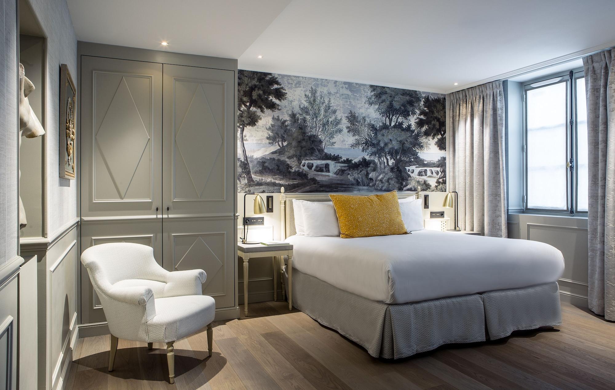 Hotel Charles V Paris