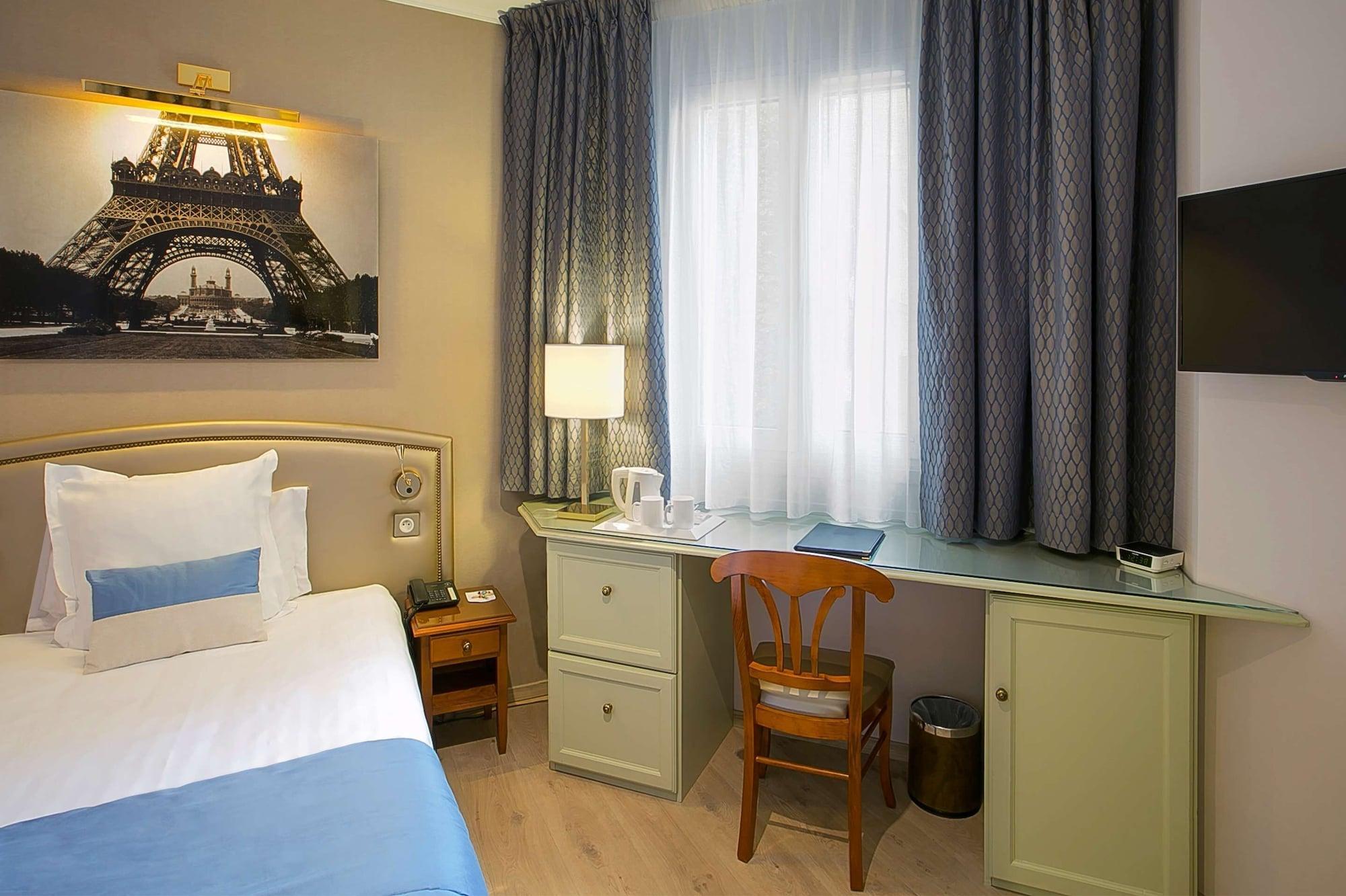 Western Au Trocadero Hotel