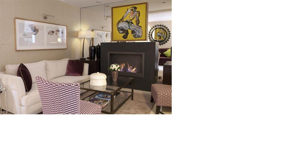 Le Senat Hotel