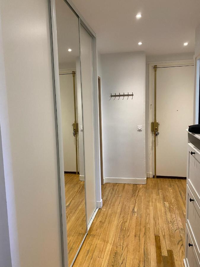 Apartment Grand F2 Avec Vue Sur La Maison De Georges Brassens