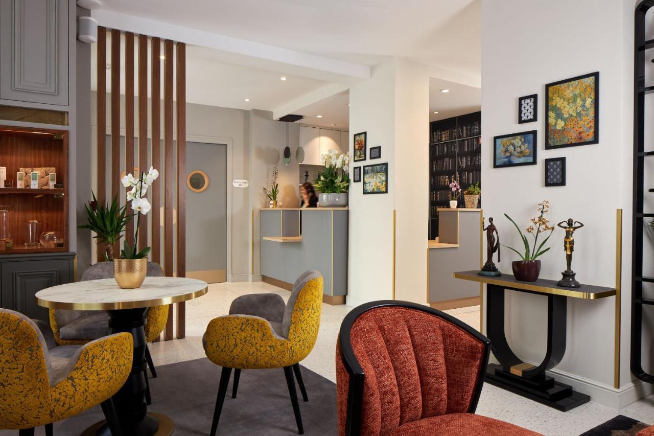 Romantic & 4* Paris