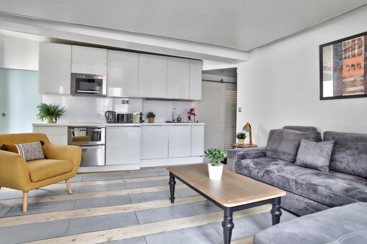 1 Bedroom Le Marais Temple Apartment *