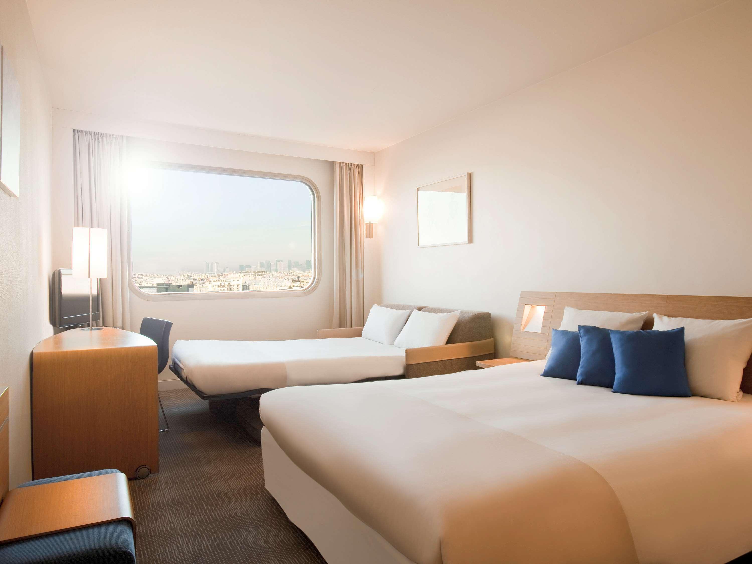 Novotel Centre Tour Eiffel 4*