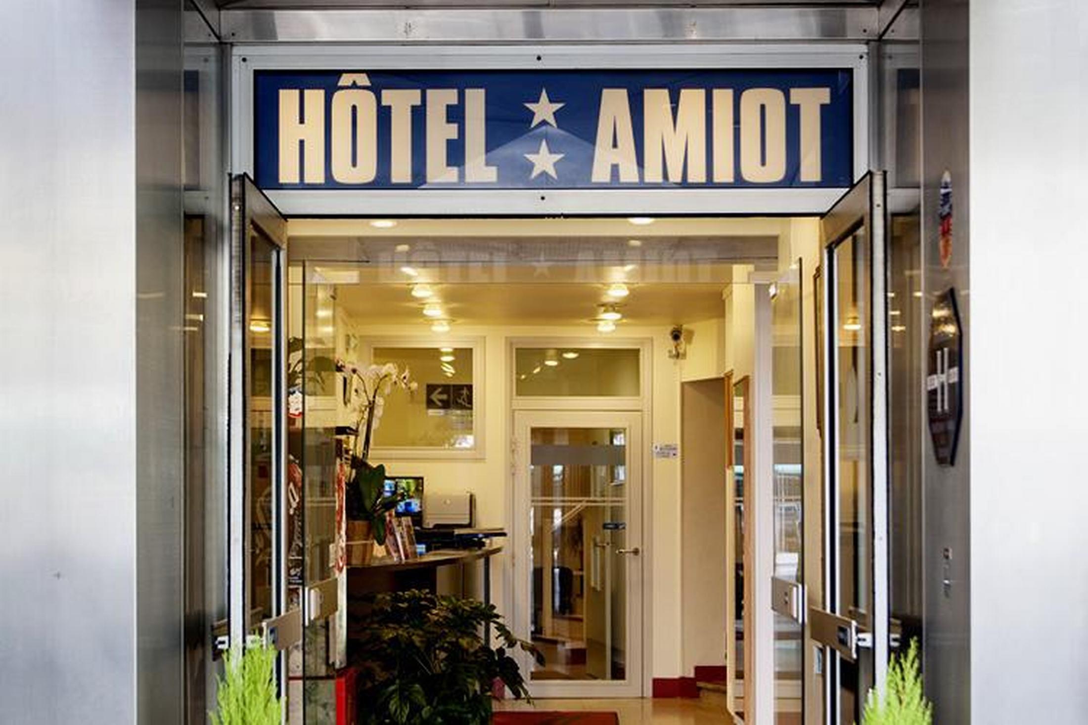 Amiot Paris