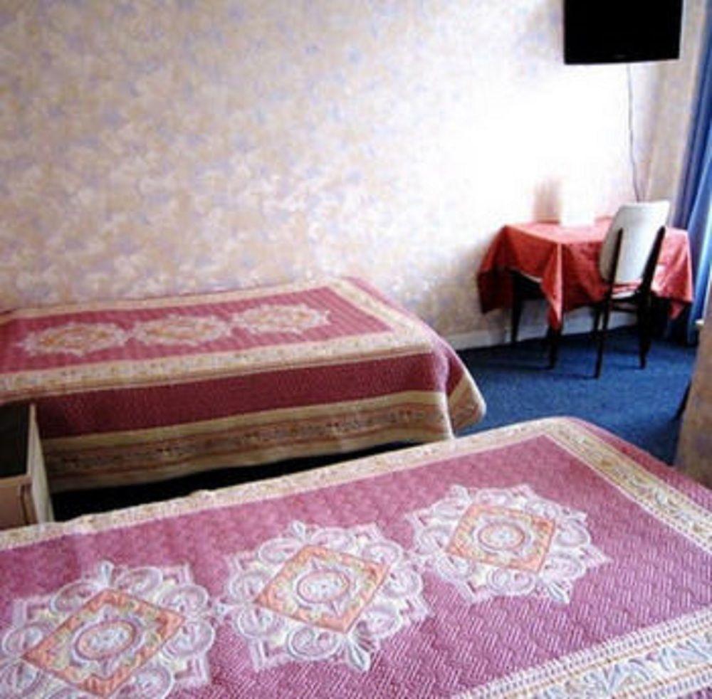 Hipotel Voltaire Bastille 3*