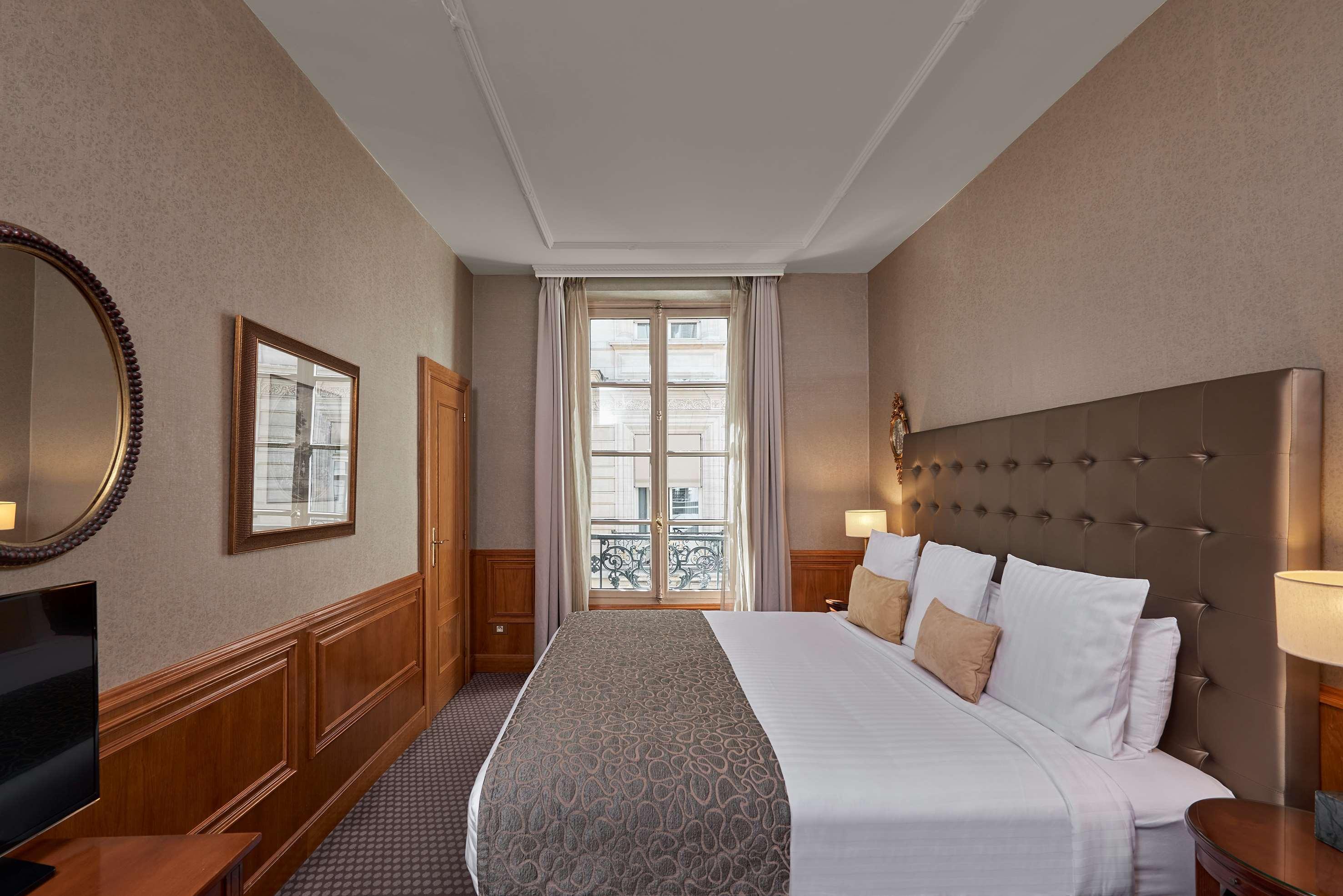 Melia Vendome 4*