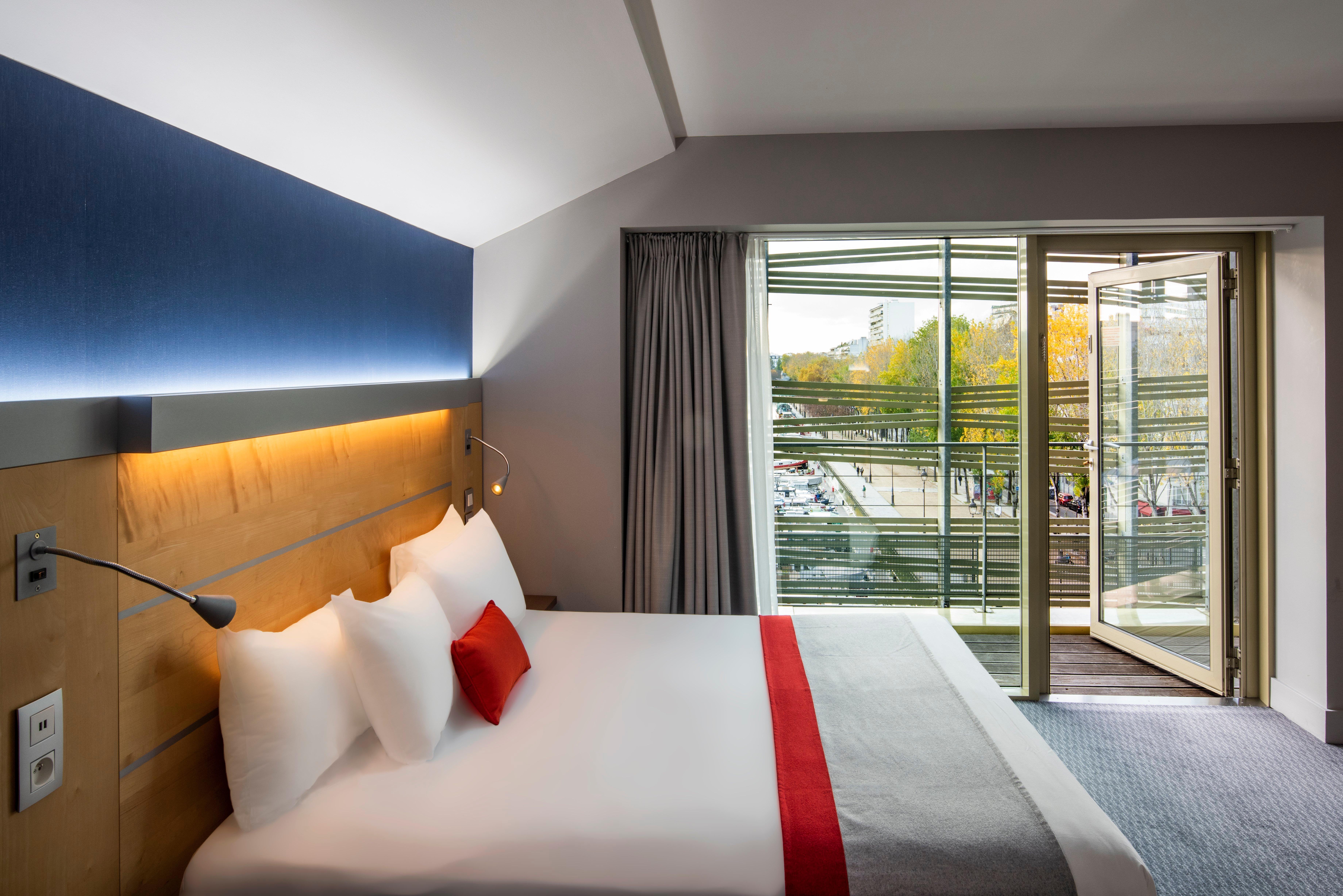 Express Paris-canal De La By Ihg Paris