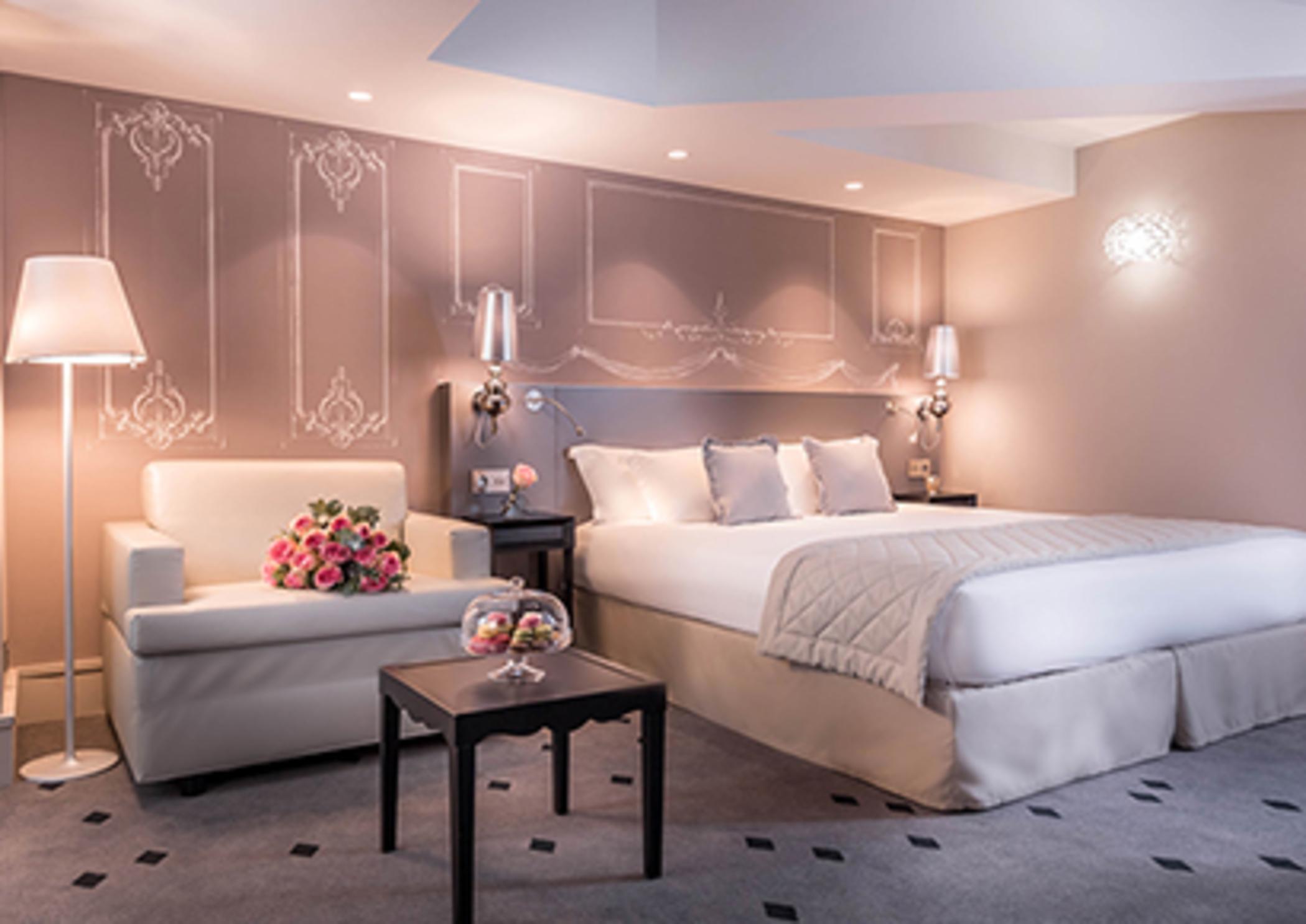 Beauchamps 4* Paris