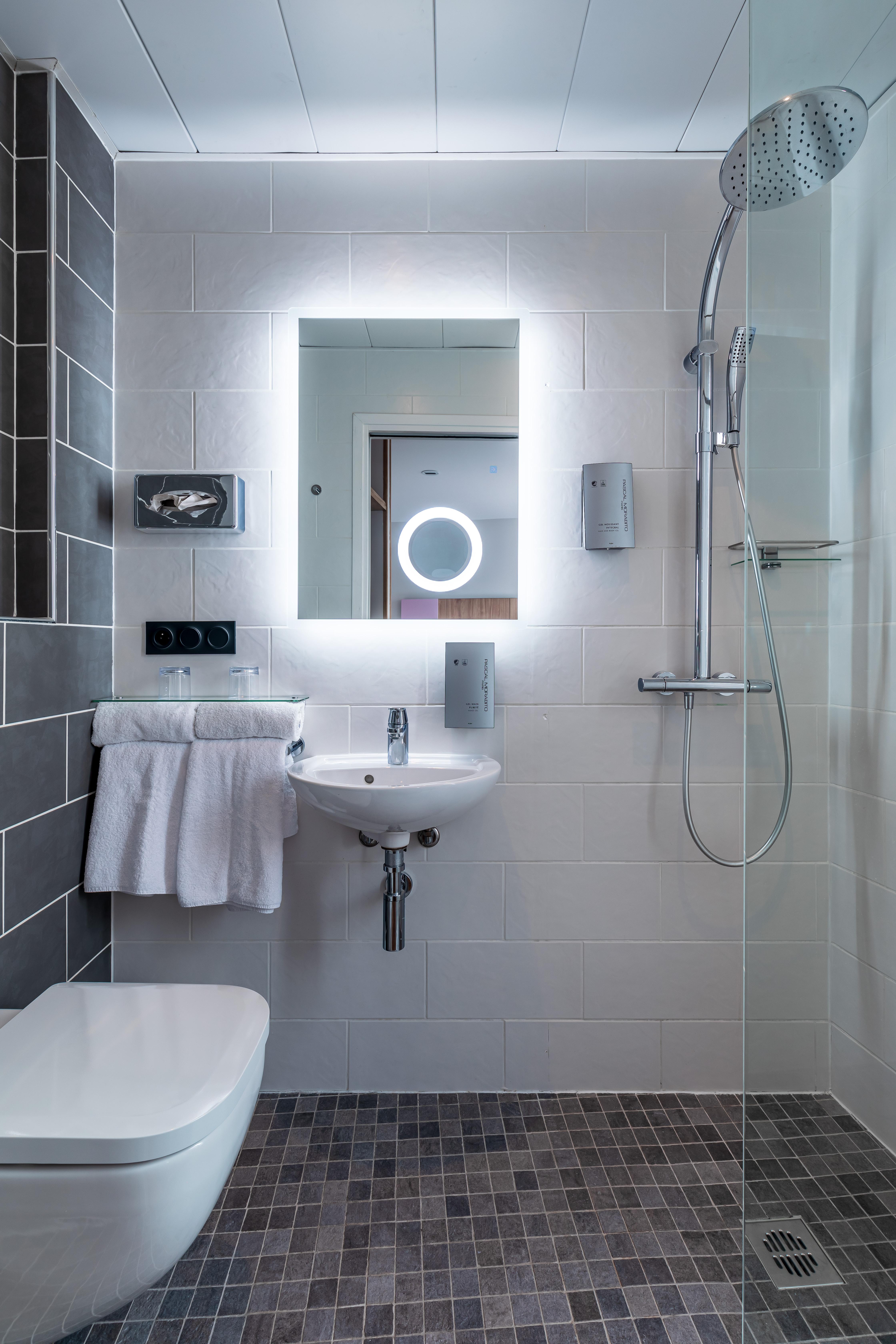 Hotel De Bellevue Gare Du Nord Paris