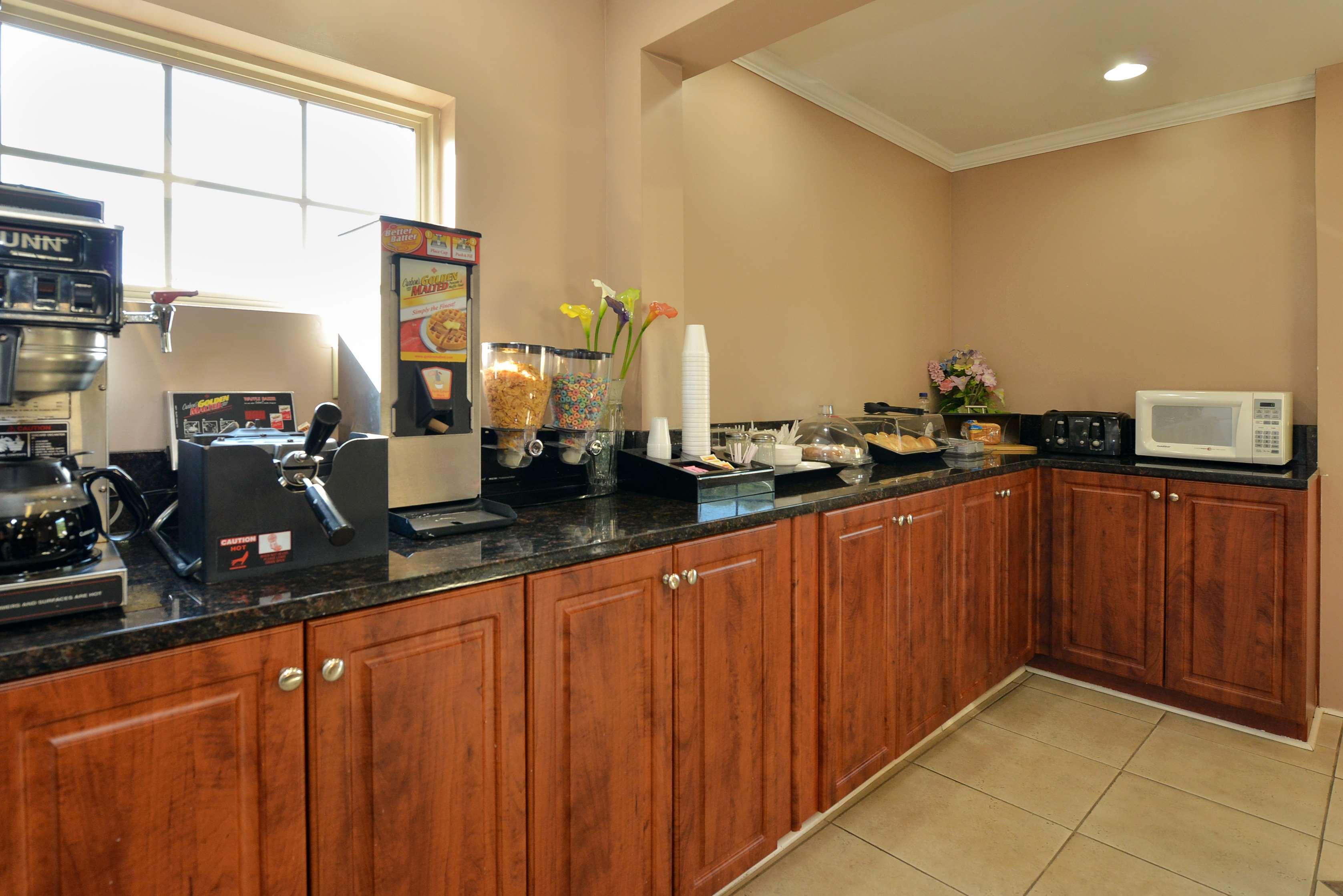 Ibis Bercy Village Hotel 3*