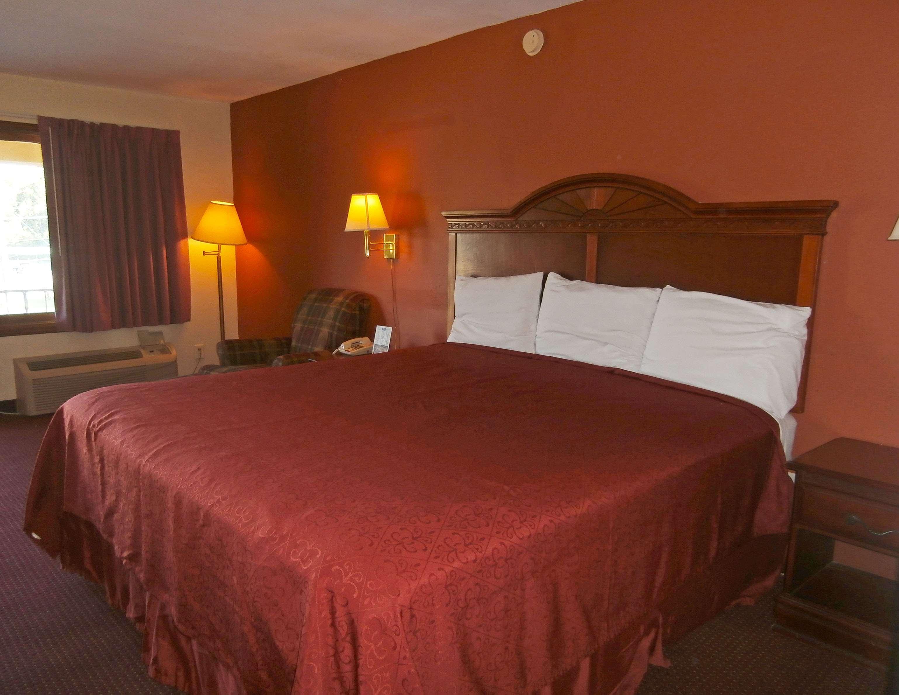 Hotel Ibis Bercy Village 3*