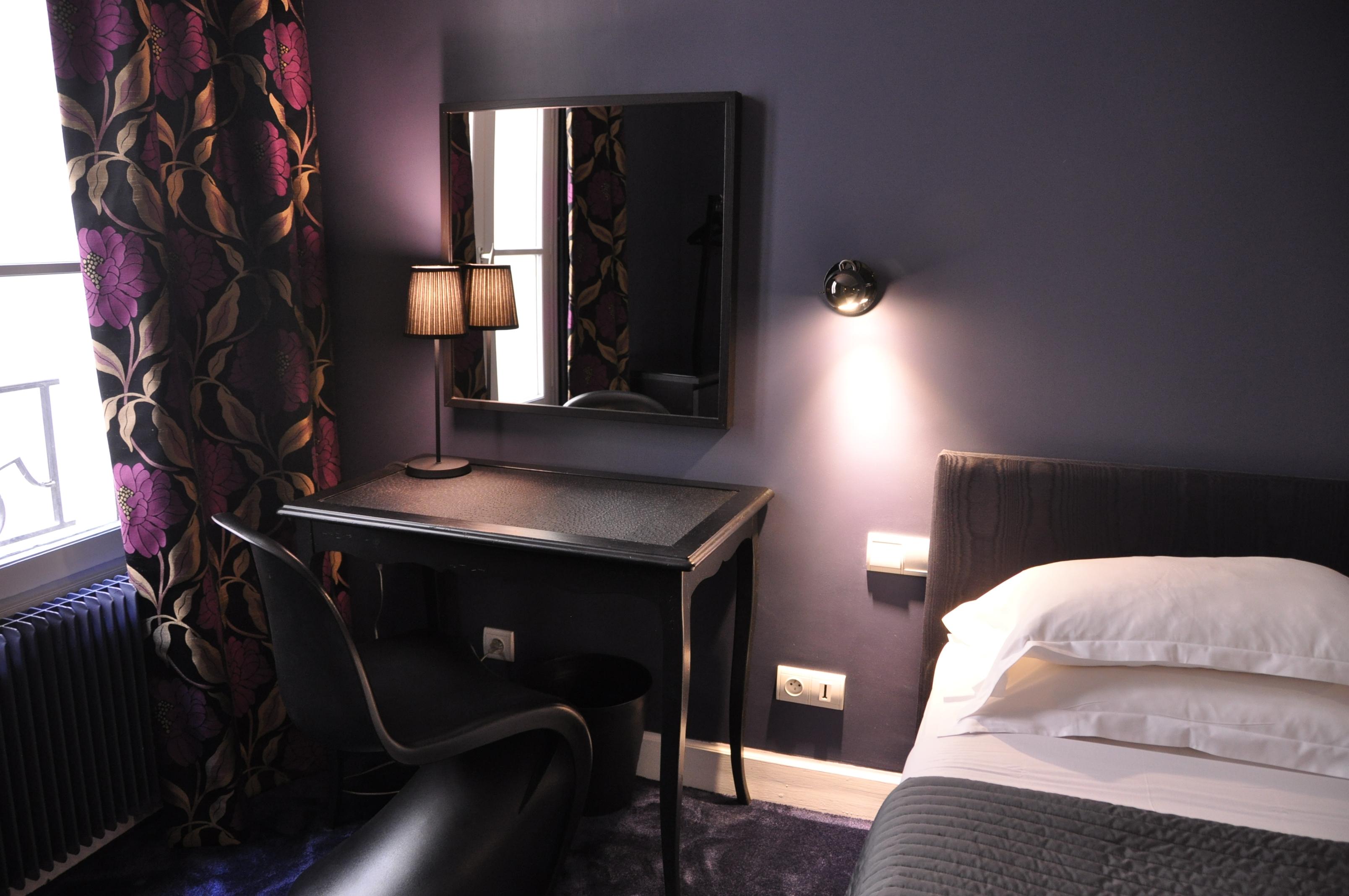 Hotel Noir