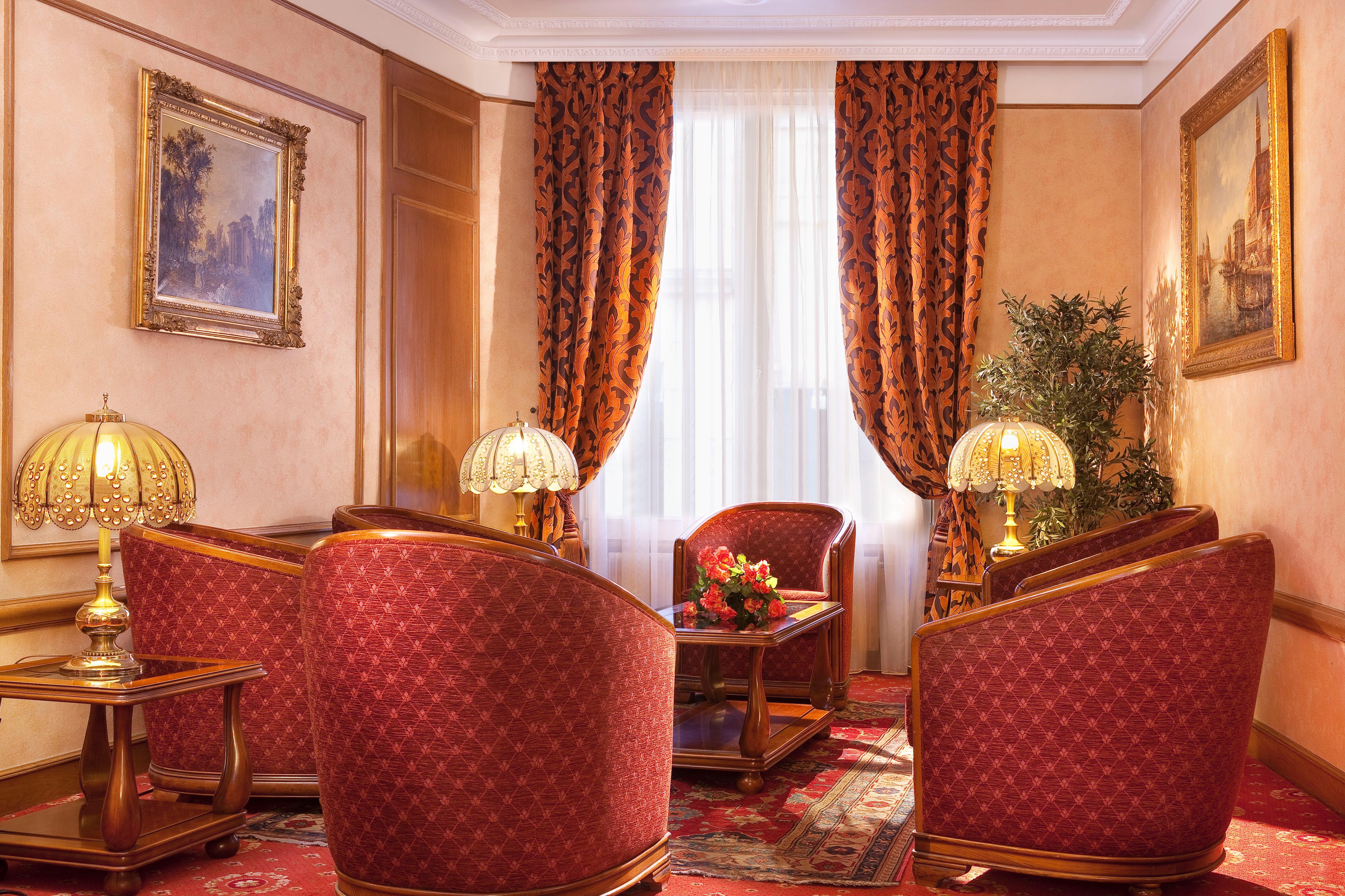 Hotel Paix Republique Paris