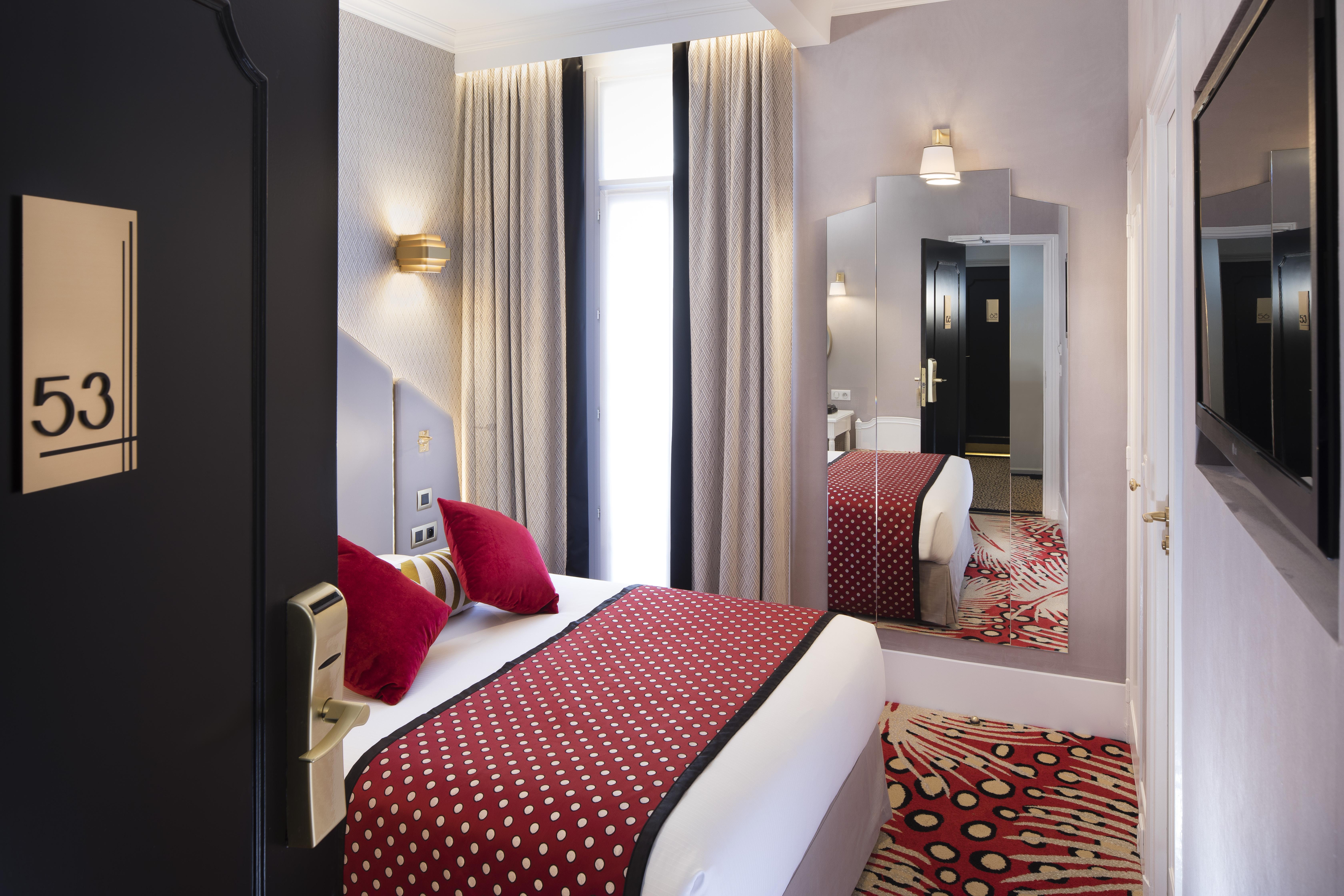 Victor Hugo Kleber 4* Paris