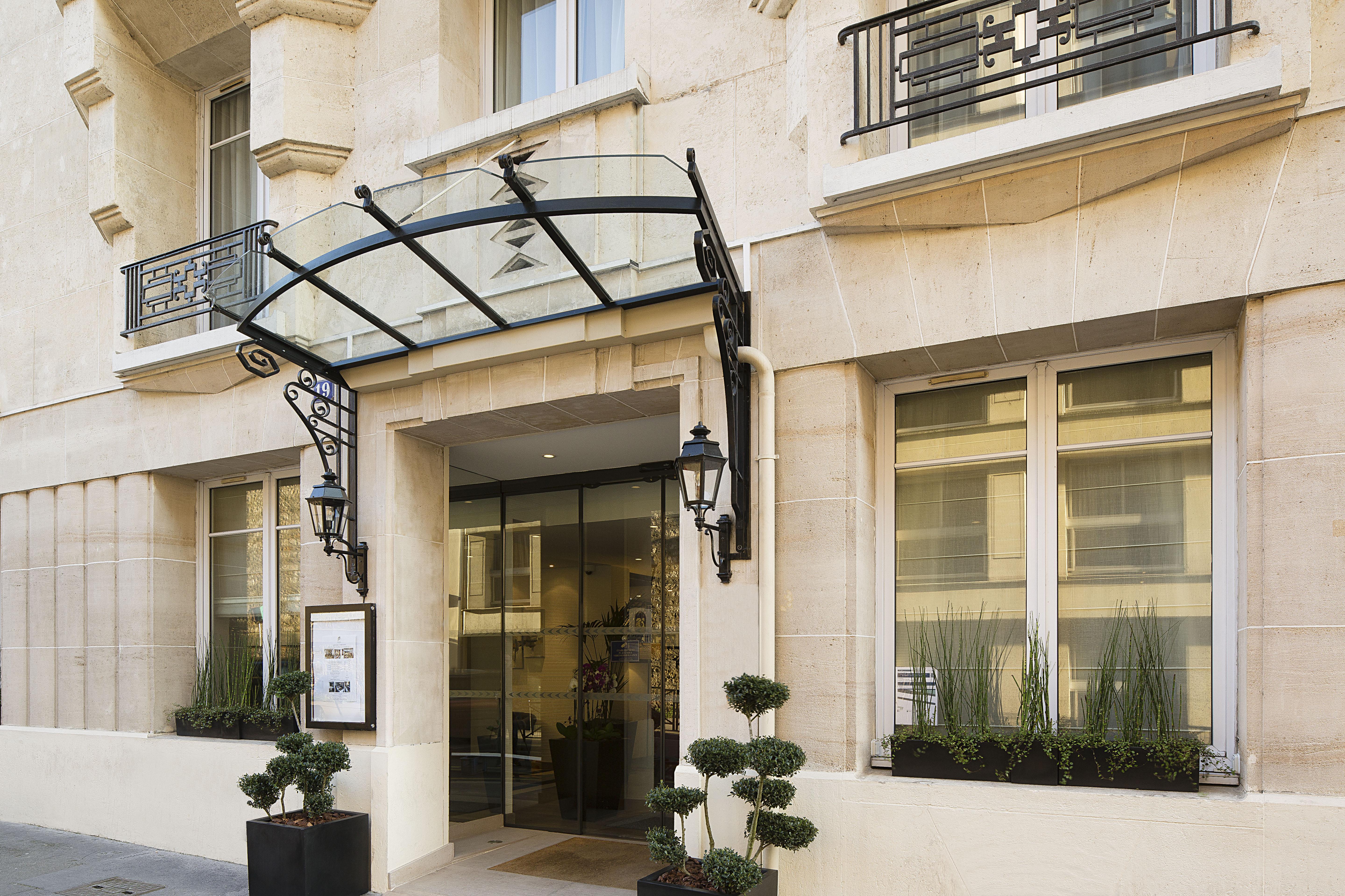 Hotel Victor Hugo Kleber 4*