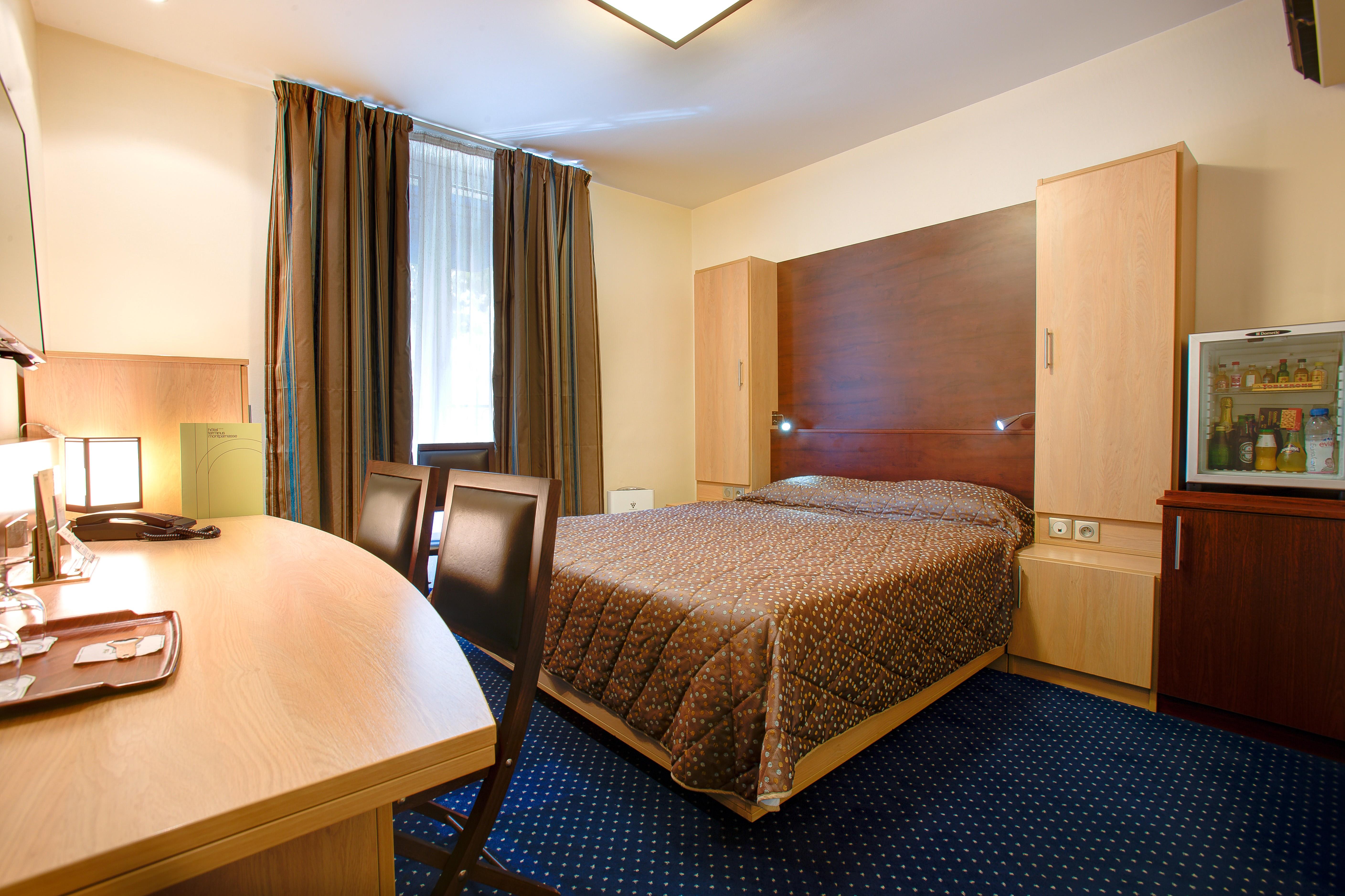 Hotel Terminus Montparnasse 3*