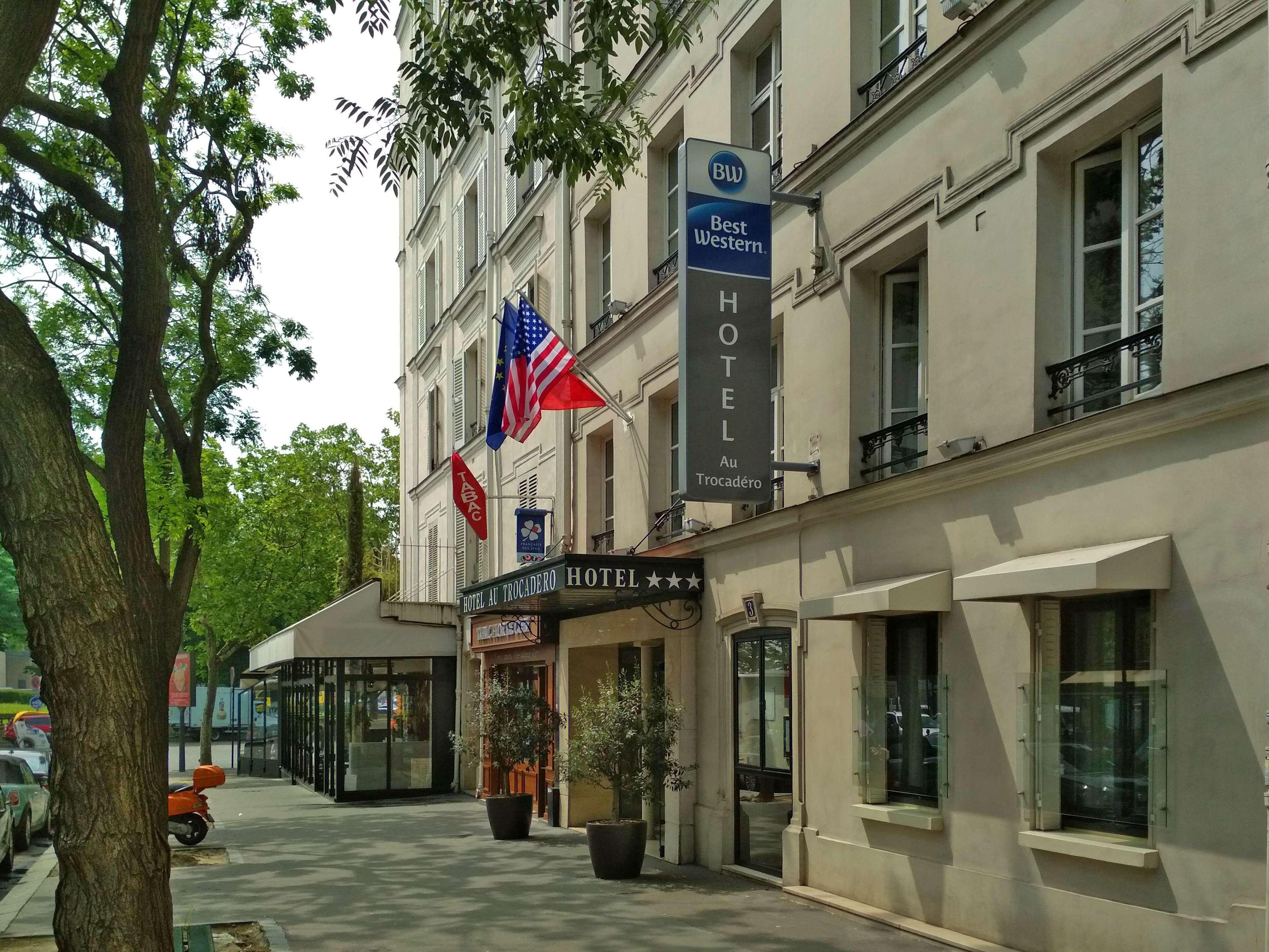 Western Au Trocadero