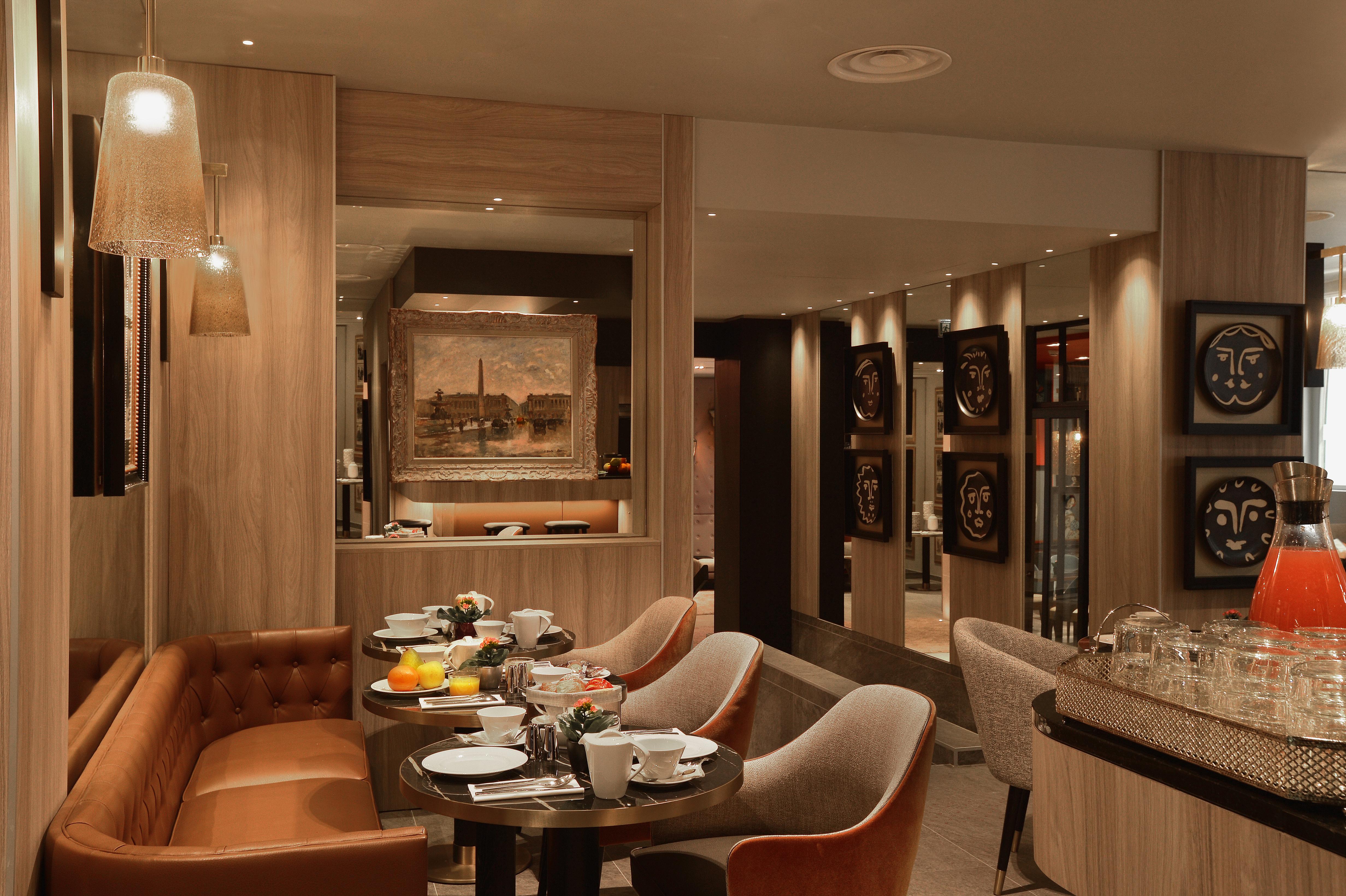 La Lanterne & By Timhotel 4*