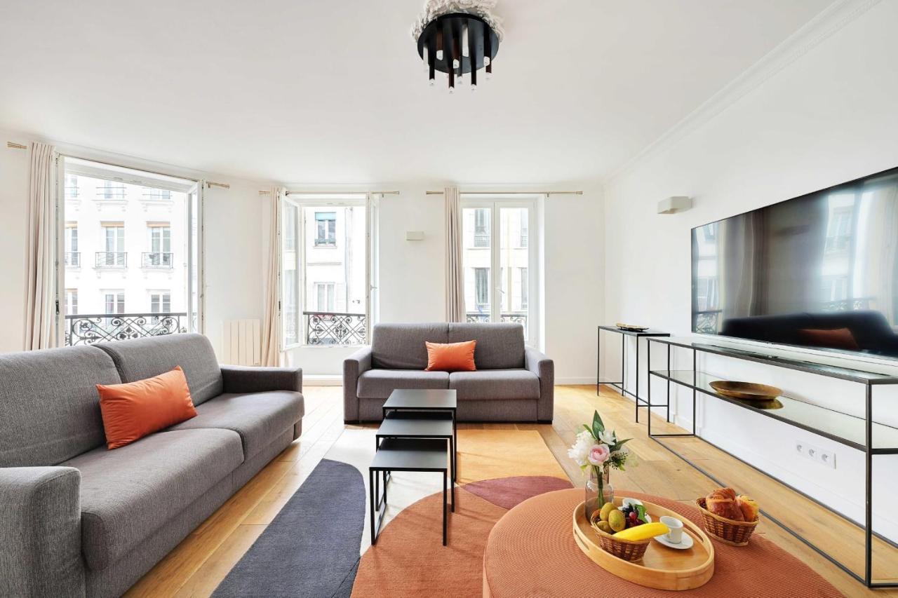 Apartment Cmg - Folies Bergere - Cadet *