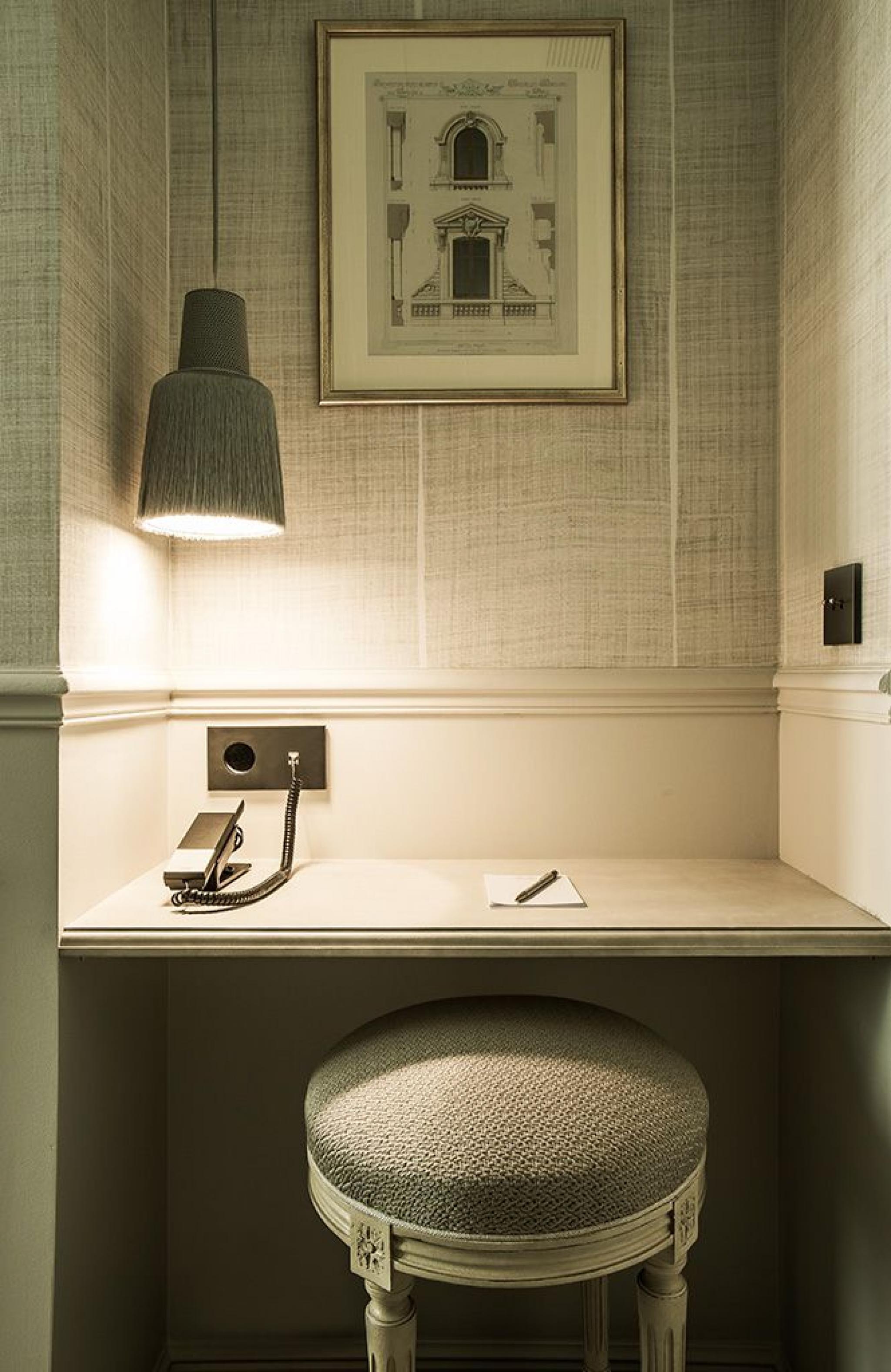 Charles V Hotel Paris