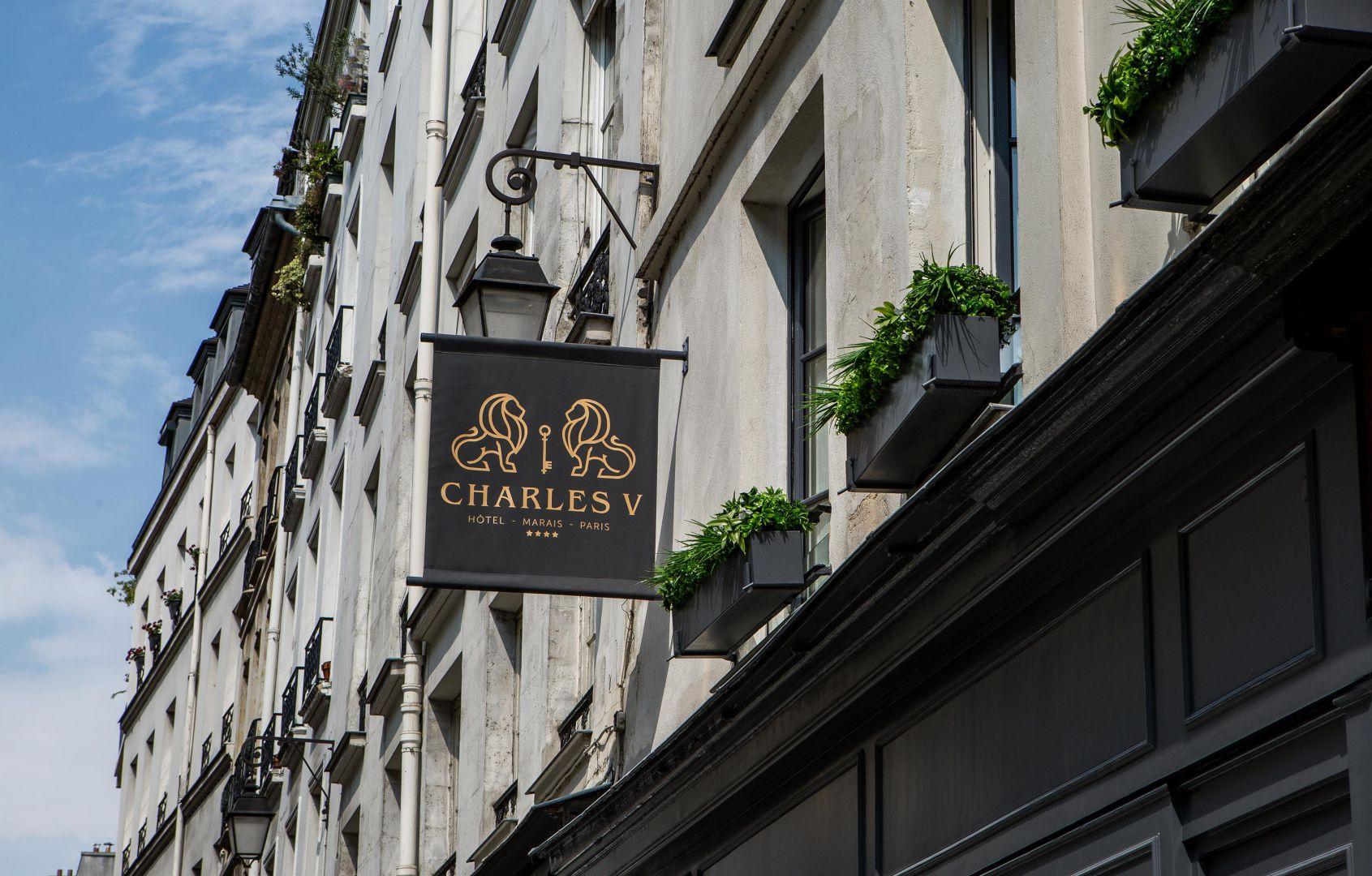 Hotel Charles V Paris