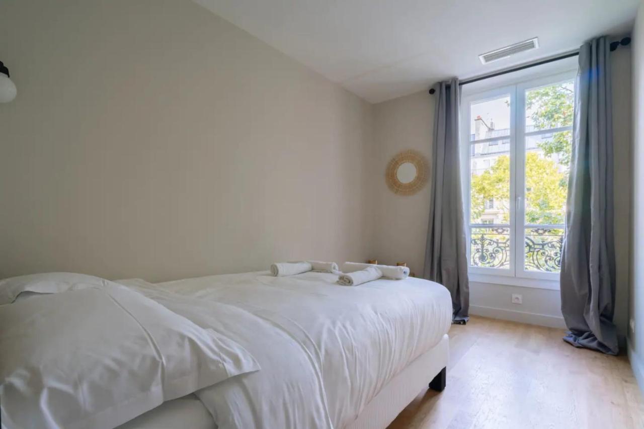 Stylish 2 Bedroom In Apartment Paris