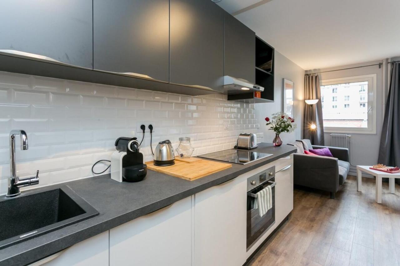 Nicely Decorated Modern Studio Near The Eiffel Tower - - Welkeys Apartment