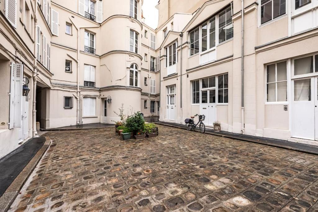Vaugirard - Saint Germain Des Pres - Place Appartement