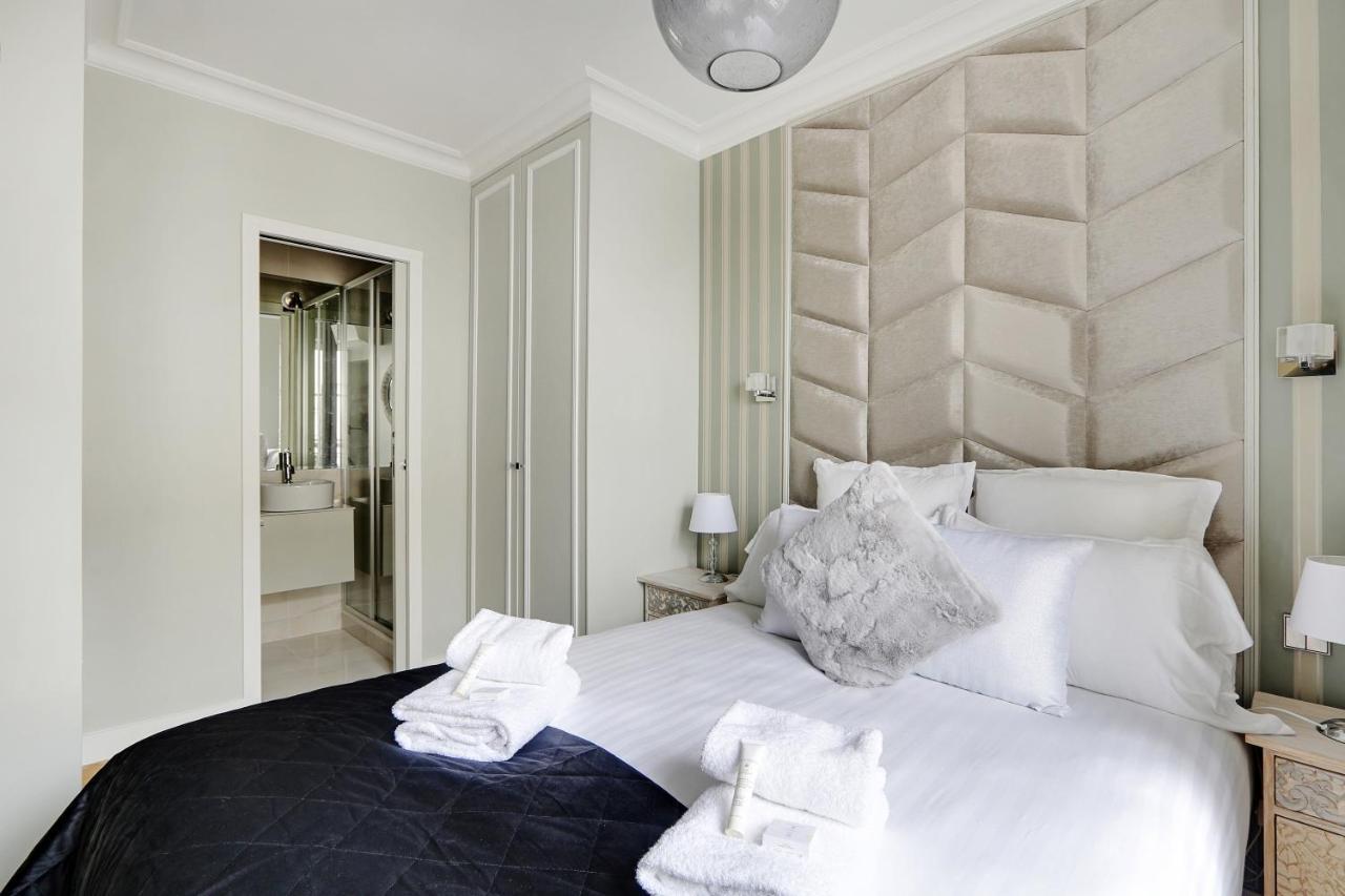 Pick A Flat's In Montmartre - Rue Lepic Apartment