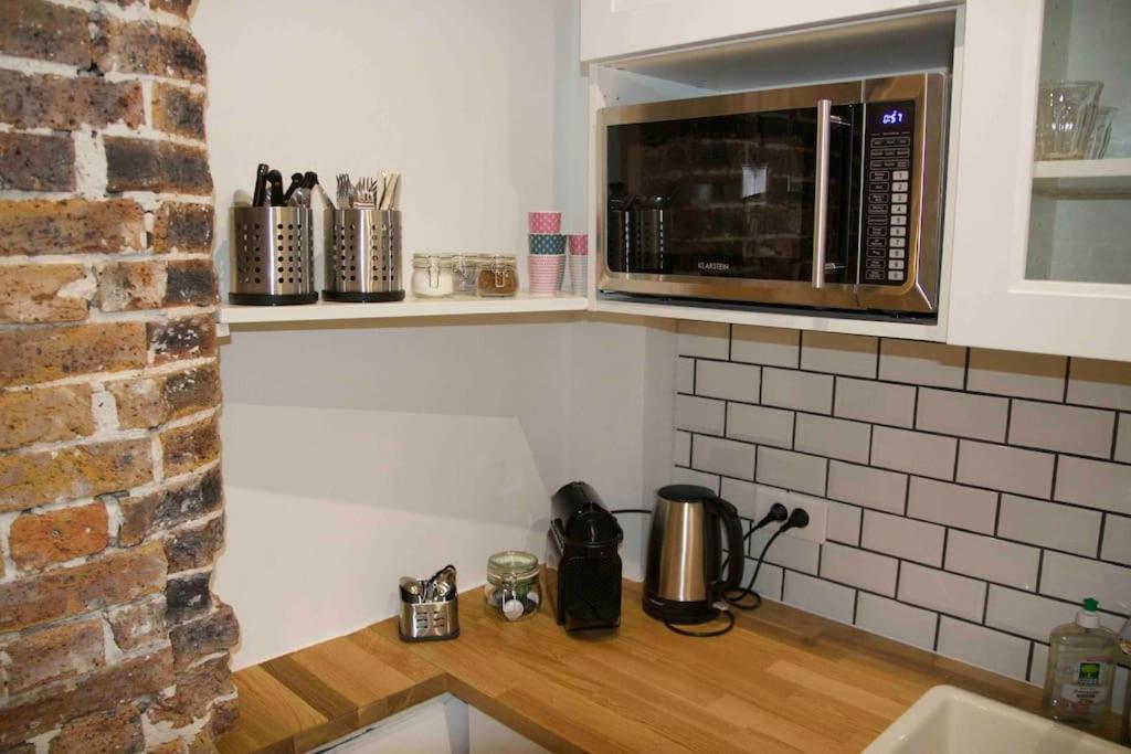 Appartement Another Brick In The In Sleeps 9 Paris