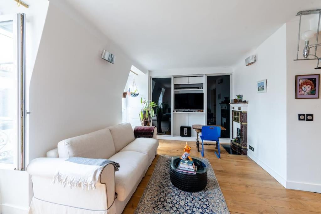 Vue Tour Eiffel Appartement *