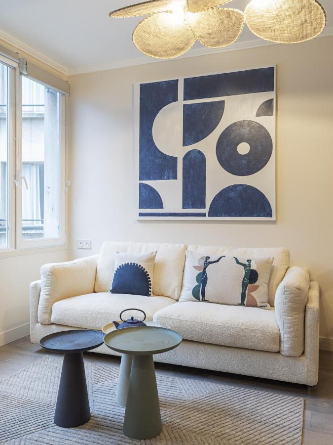 The Blue On Champs Elysees Avenue Appartement Paris