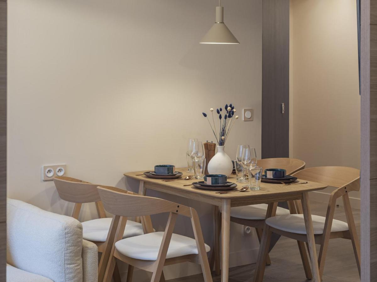 The Blue On Champs Elysees Avenue Appartement Paris