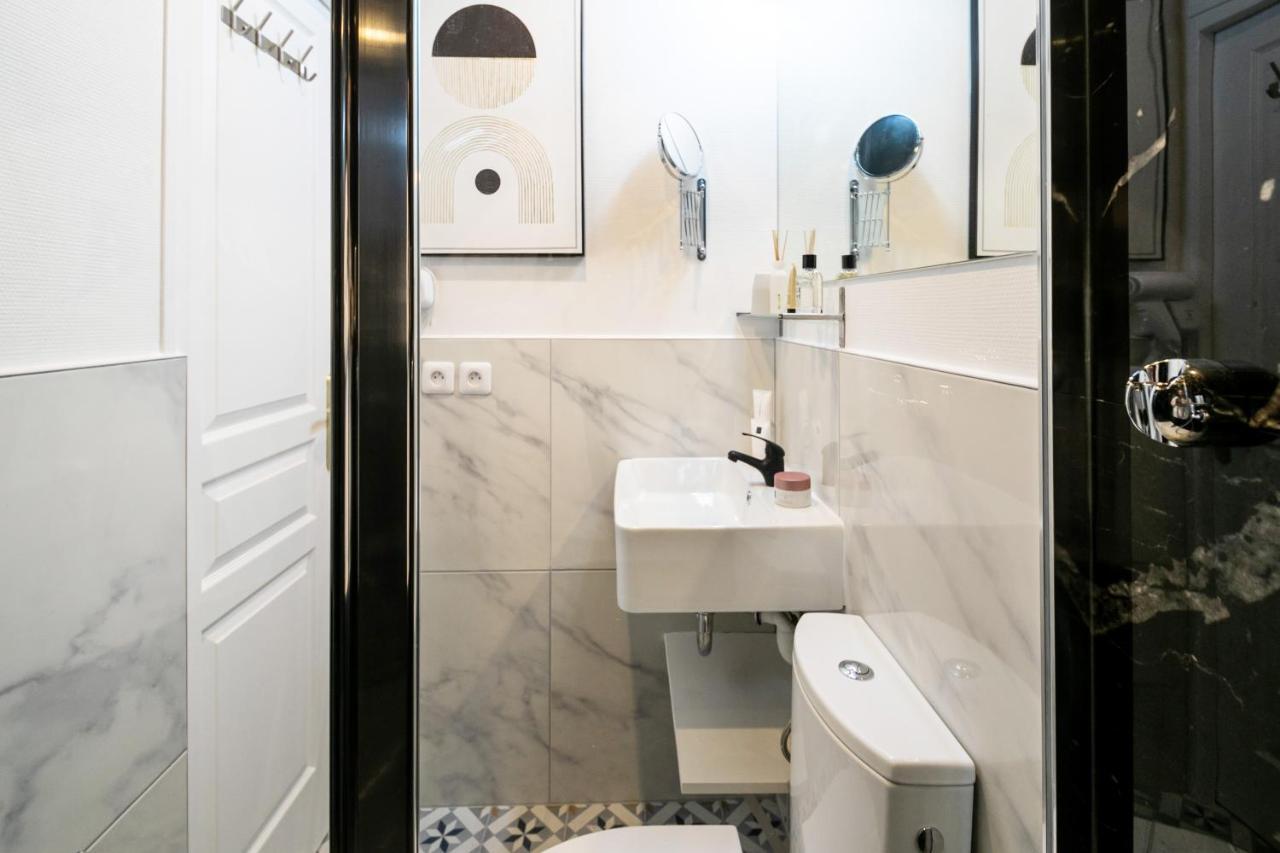 Ws Tour Eiffel - Laos Apartment Paris