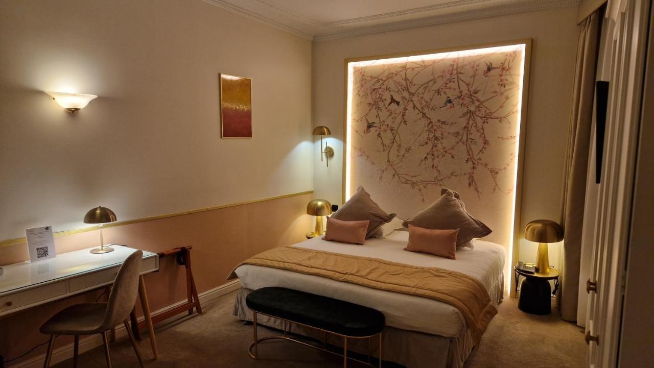 Hotel Princesse Caroline Paris