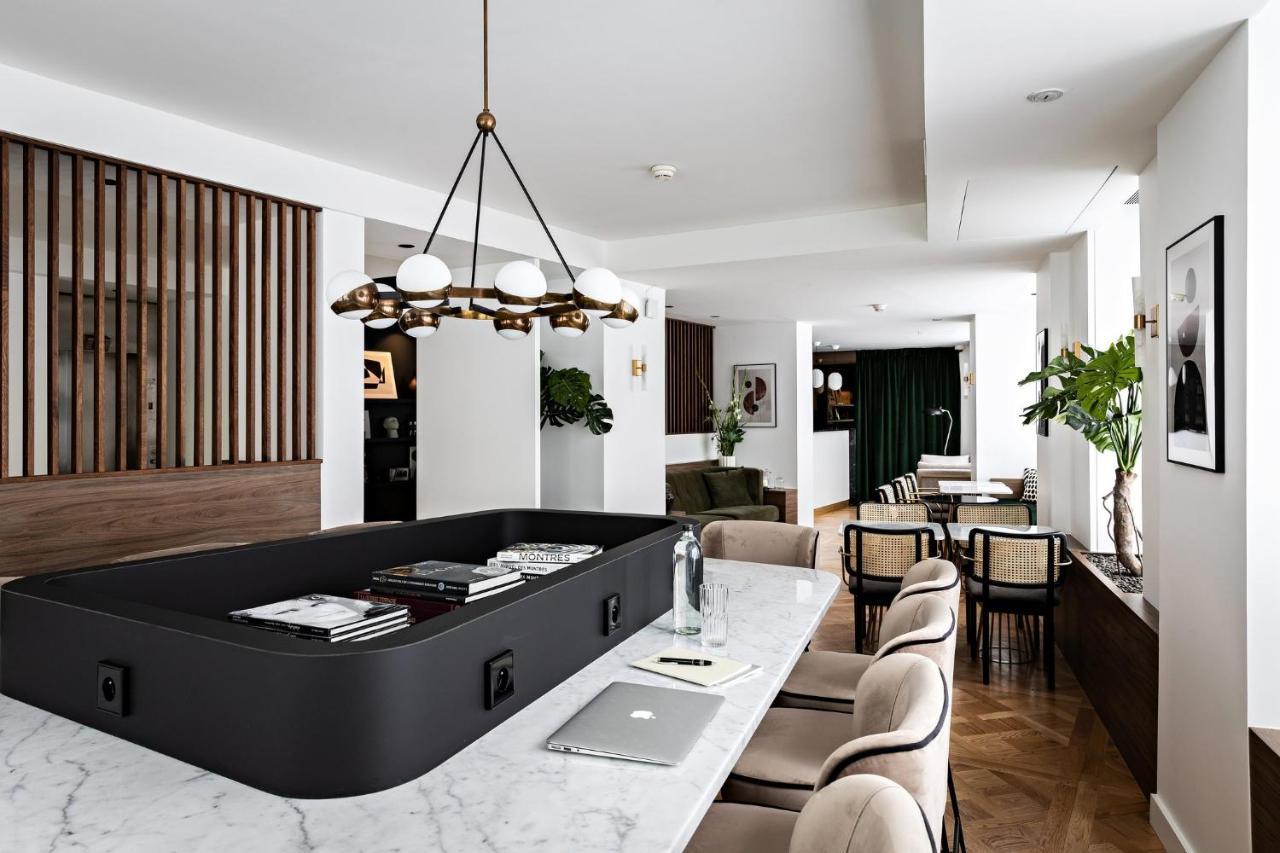 Elysées, An Ihg 4* Paris