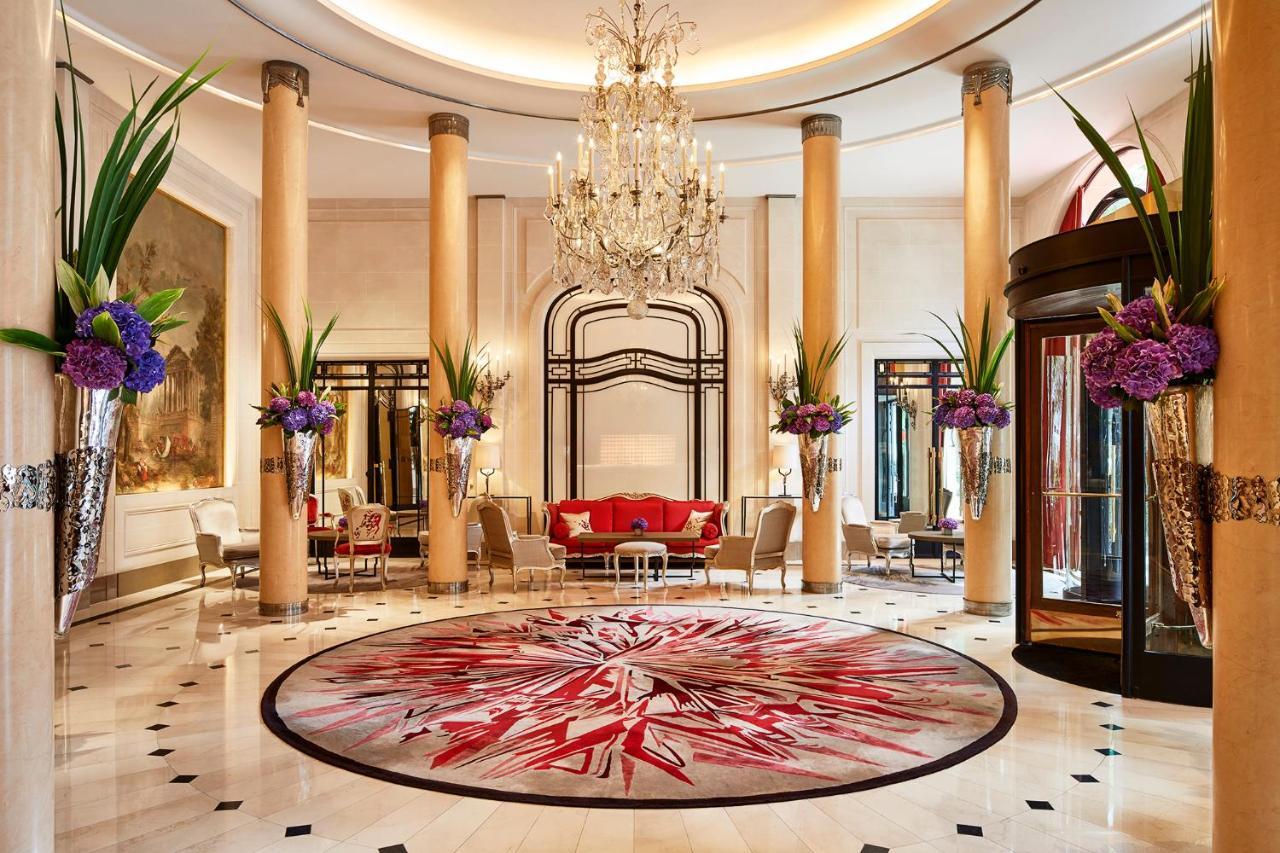 Plaza Athenee - Dorchester Collection Hotel 5*