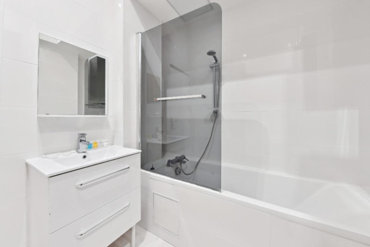 269 Pereire - Superb In Appartement Paris