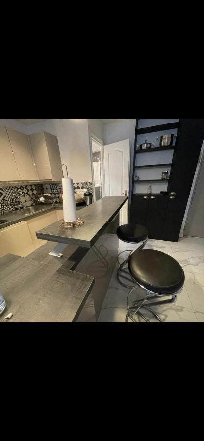 Moderne 15 Apartment