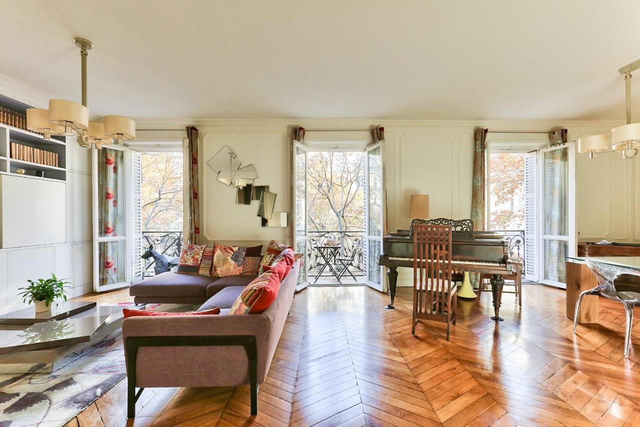 140m2 Proche Des Champs Elysees Appartement Paris