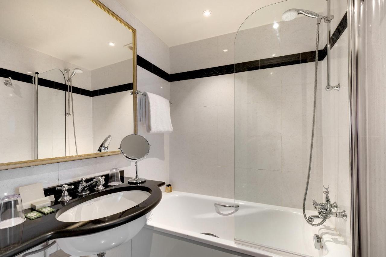 Le Senat Hotel 4*