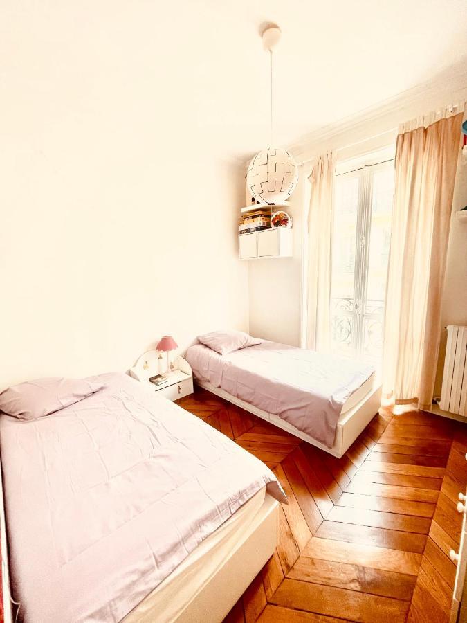 Appartement 140m2 Proche Des Champs Elysees *
