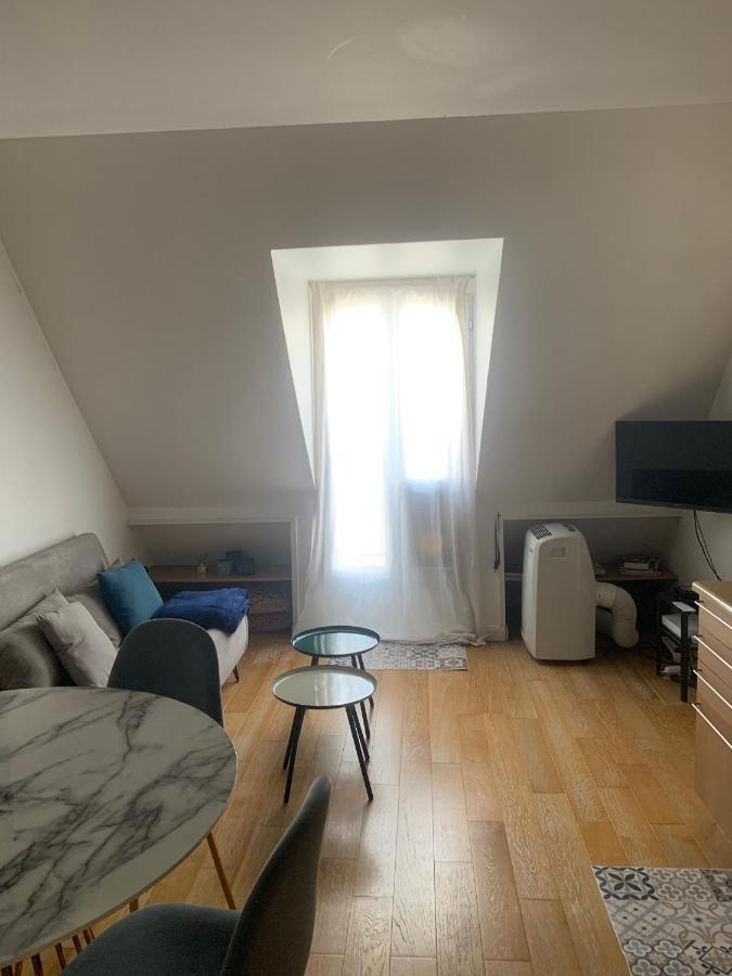 Confort Au Coeur De 8e, 5e Etage Avec Ascenseur Apartment *