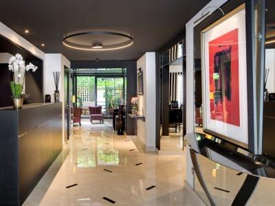 Le Senat Hotel 4*