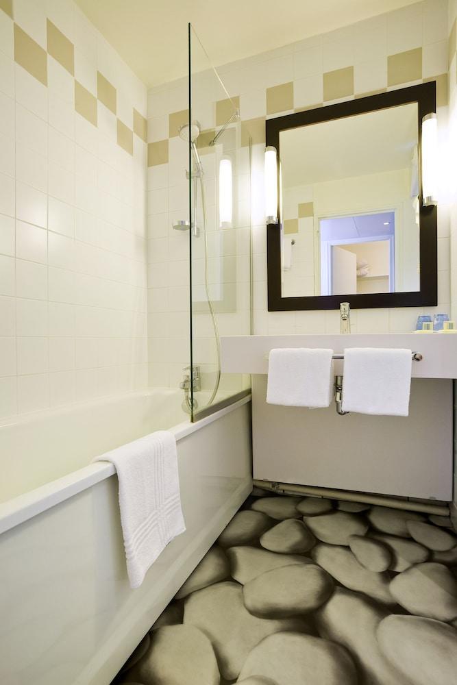 Ibis Styles Gare De L'est Chateau Landon Paris
