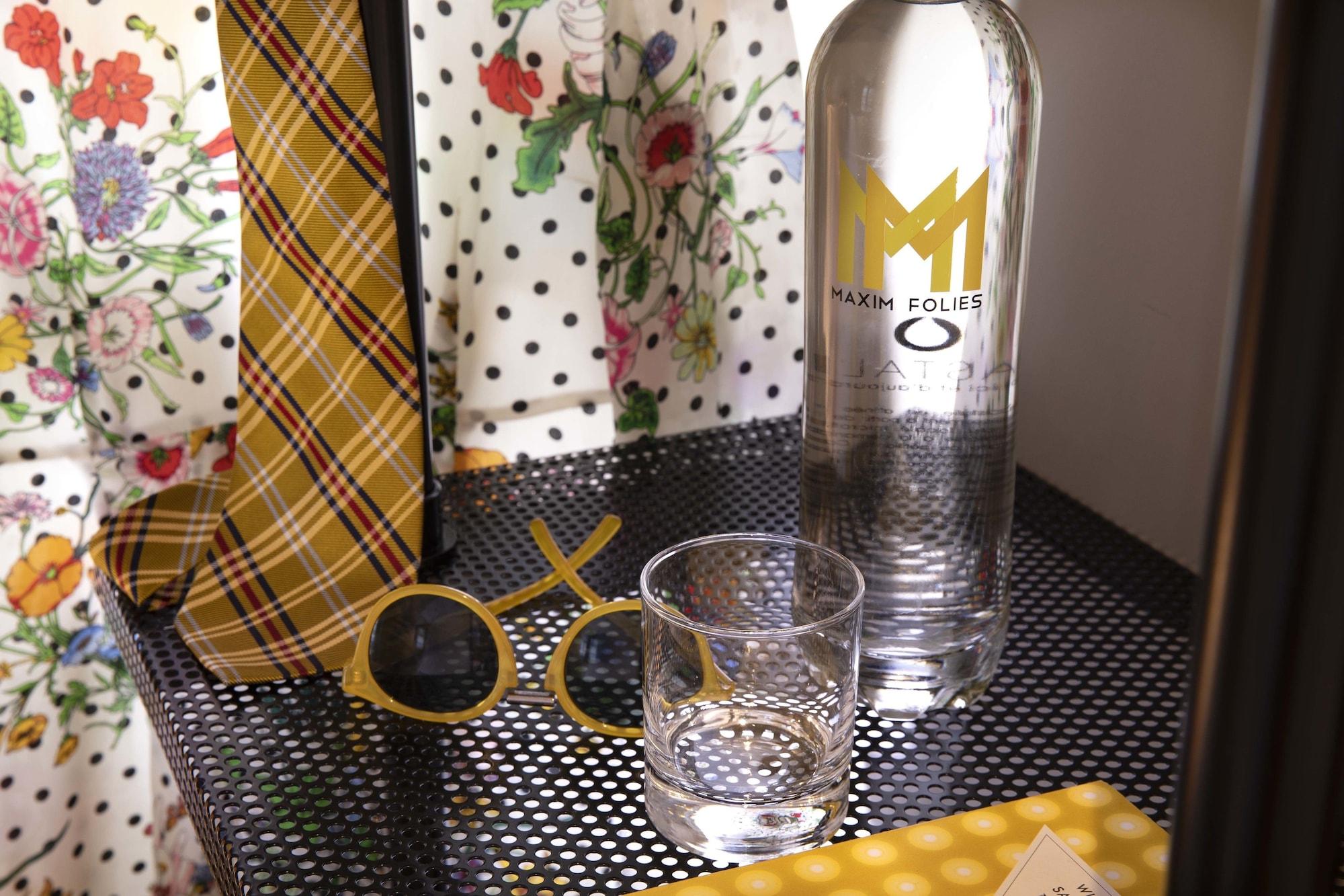 Hotel Maxim Folies